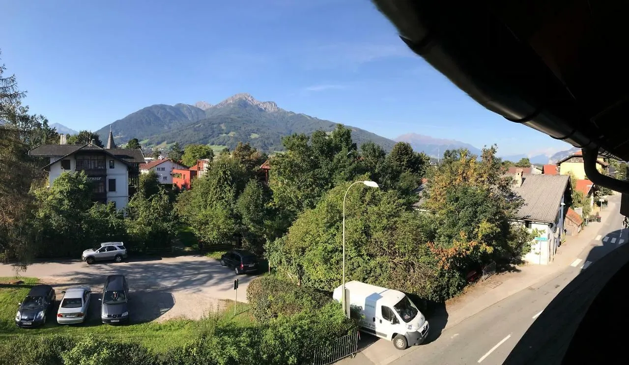 דירה Apartment-Ferienwohnung Sonja In Innsbruck-Igls אוסטריה